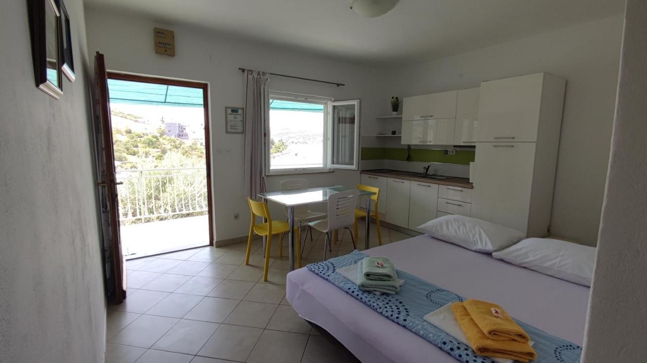 Rogoznica Seafront Apartment - Kalebova Luka Eksteriør bilde