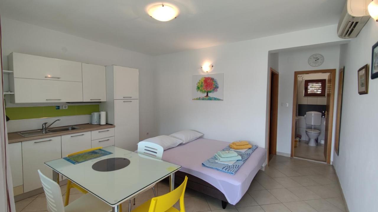 Rogoznica Seafront Apartment - Kalebova Luka Eksteriør bilde